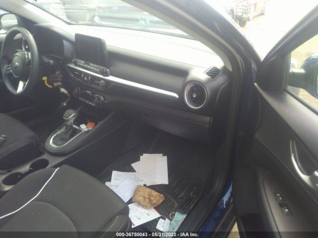 3KPF24AD8KE095902 KIA Forte Lxs