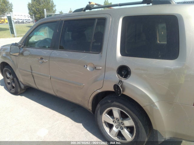 2009 HONDA PILOT EX VIN: 5FNYF48409B016732