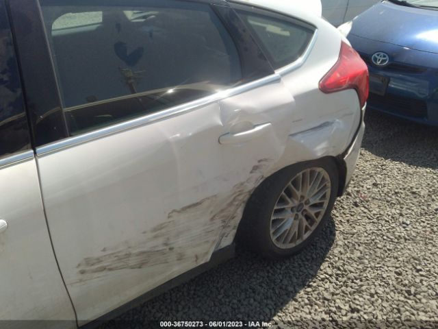 1FADP3N25EL271561 Ford Focus Titanium