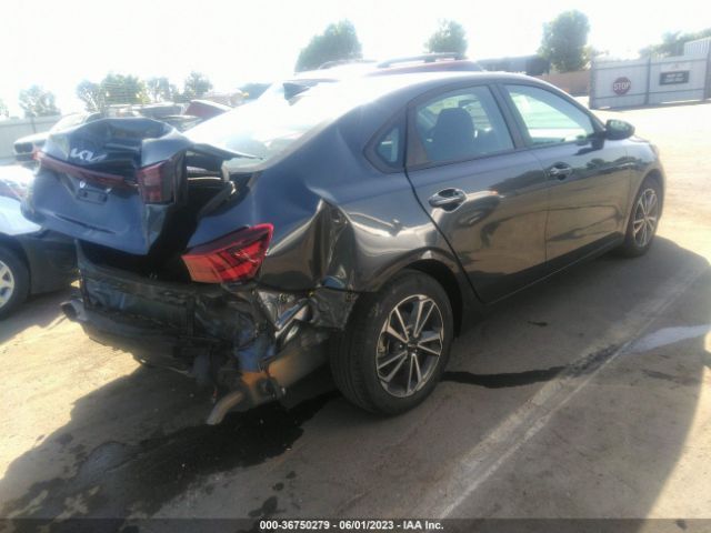 3KPF24AD0NE465003 KIA Forte Lxs