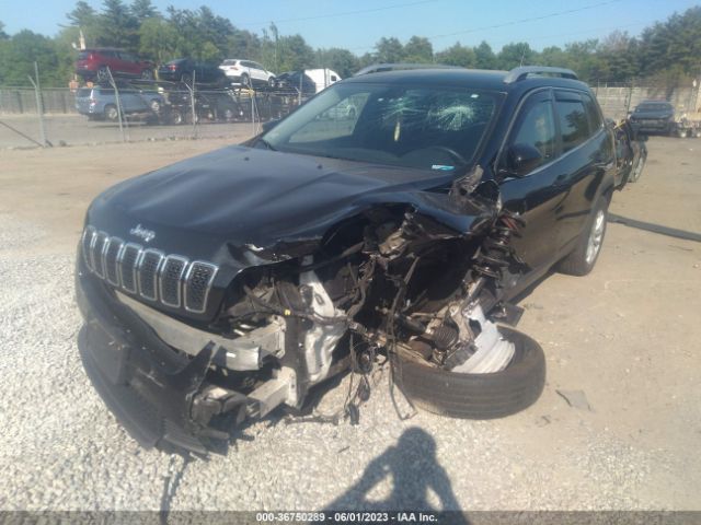 1C4PJMCB8KD453570 Jeep Cherokee Latitude