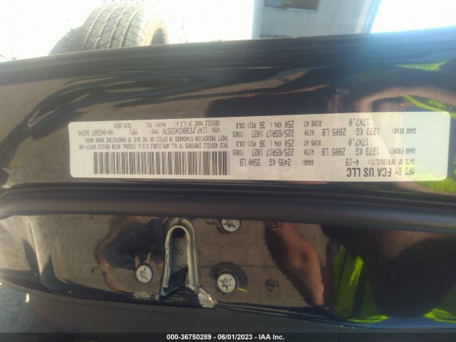 1C4PJMCB8KD453570 Jeep Cherokee Latitude