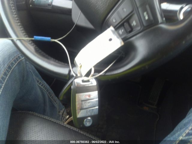 5XYKUDA73EG529217 KIA SORENTO EX
