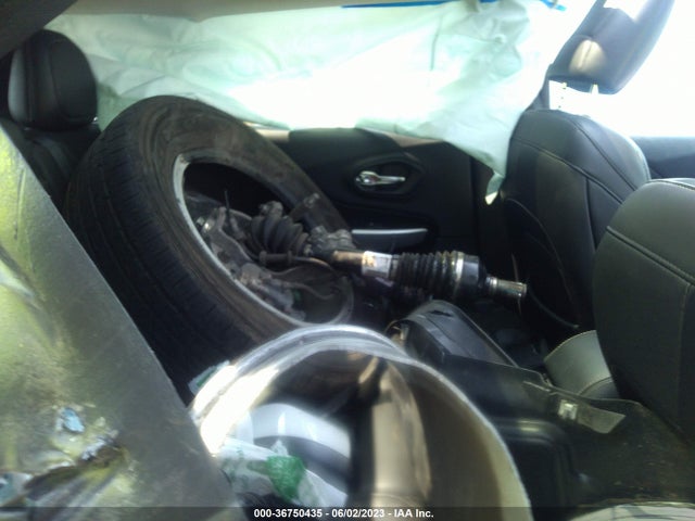 1C4PJMLX7JD578988 Jeep Cherokee Latitude Plus