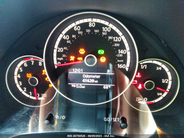 2014 VOLKSWAGEN BEETLE COUPE 2.0T TURBO VIN: 3VWVT7AT8EM611393
