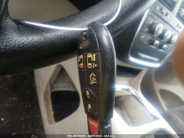 2013 DODGE GRAND CARAVAN SXT VIN: 2C4RDGCG9DR548782