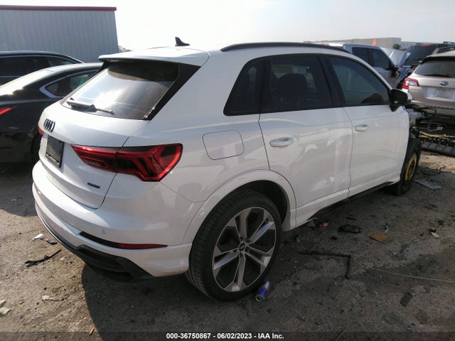 WA1DECF31M1054472 Audi Q3 S Line Premium