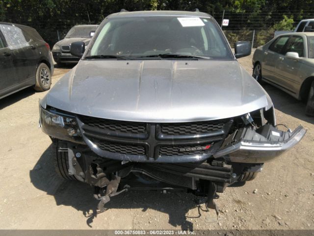 3C4PDCAB3JT195729 Dodge JOURNEY SE