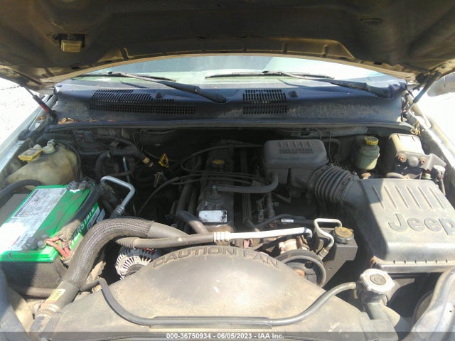 2000 JEEP GRAND CHEROKEE LAREDO VIN: 1J4G248S7YC332365