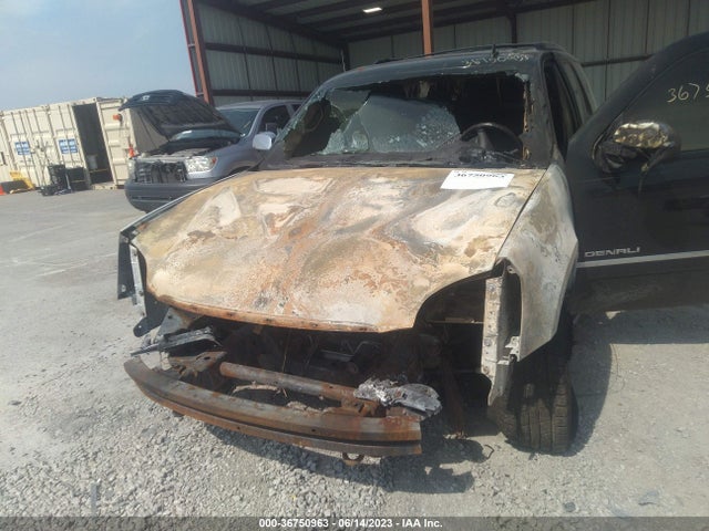 2009 GMC YUKON DENALI VIN: 1GKFK03239R228119