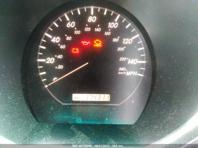 2004 LEXUS RX 330 VIN: JTJGA31UX40030222