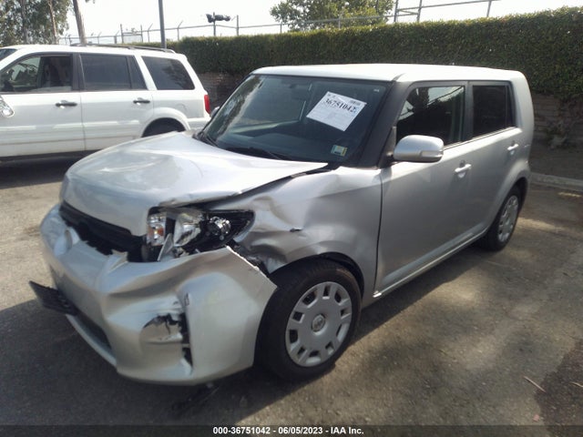 Scion XB 2014 JTLZE4FE0EJ057453 Image 2