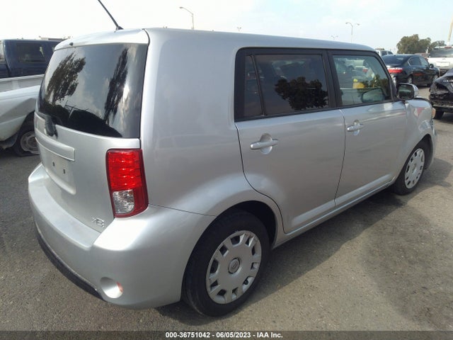 Scion XB 2014 JTLZE4FE0EJ057453 Image 4