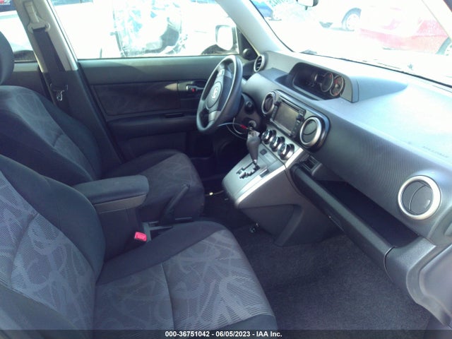 Scion XB 2014 JTLZE4FE0EJ057453 Image 5