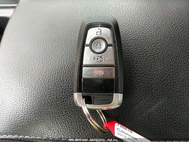 3FA6P0LU1KR124694 Ford Fusion Hybrid Se