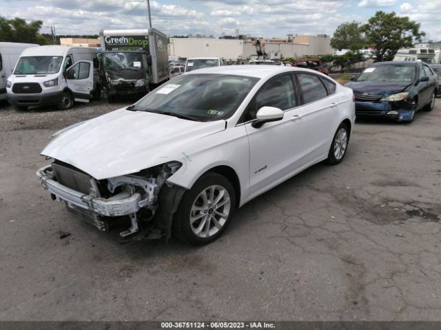 3FA6P0LU1KR124694 Ford Fusion Hybrid Se
