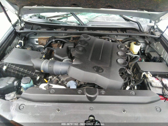 Toyota 4RUNNER SR5 2020 JTEZU5JRXL5227107 Image 10