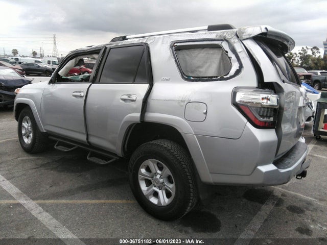 Toyota 4RUNNER SR5 2020 JTEZU5JRXL5227107 Image 3