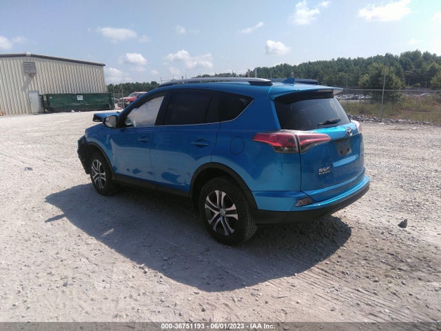 Toyota RAV4 LE 2016 JTMZFREV9GJ083270 Image 4