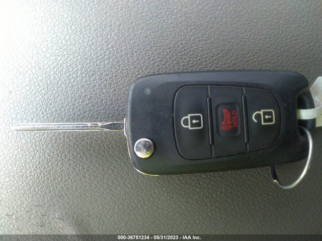 2013 KIA SPORTAGE LX VIN: KNDPB3A27D7375245