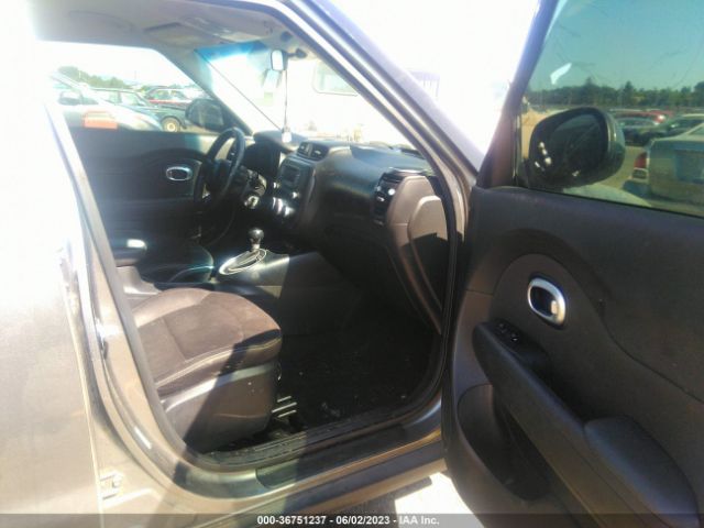 KNDJN2A23G7341461 KIA Soul Base