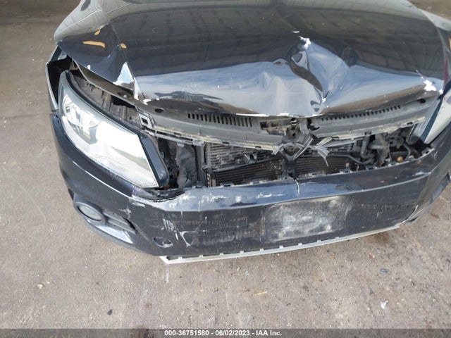 WVGAV7AX7FW506324 Volkswagen TIGUAN SE