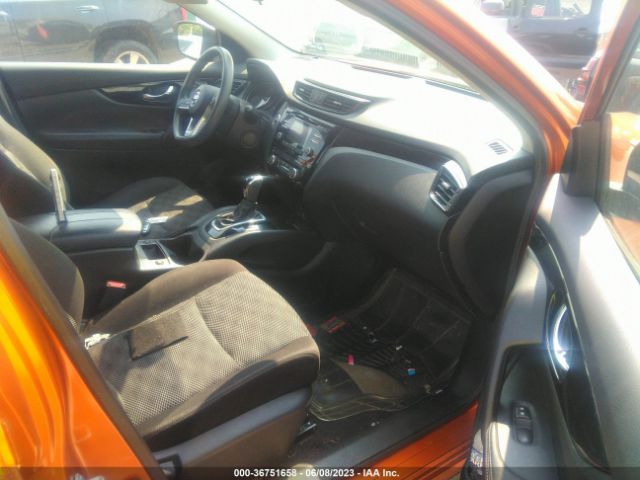 JN1BJ1CP0HW018546 Nissan Rogue Sport Sv