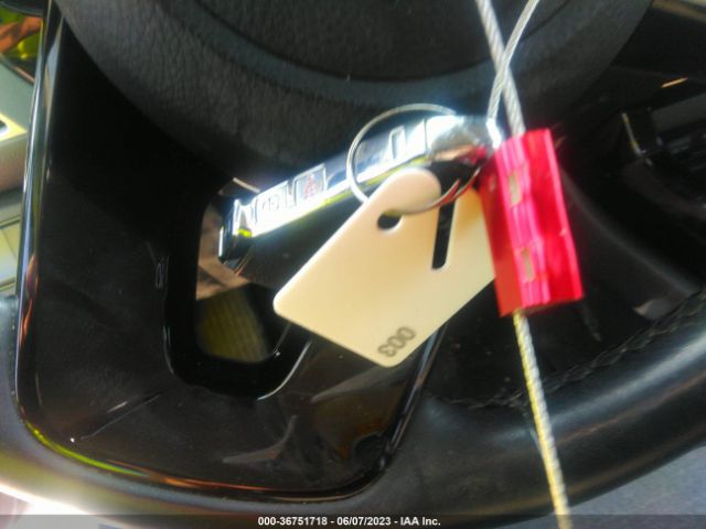 KNDEU2AAXN7238451 KIA SELTOS S