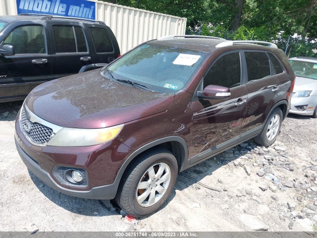 2012 KIA SORENTO LX VIN: 5XYKT3A69CG221650
