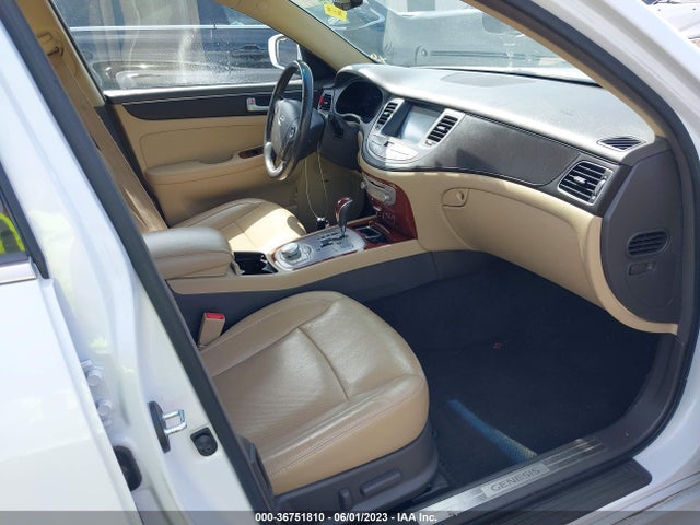 2014 HYUNDAI GENESIS 3.8L VIN: KMHGC4DD5EU263669