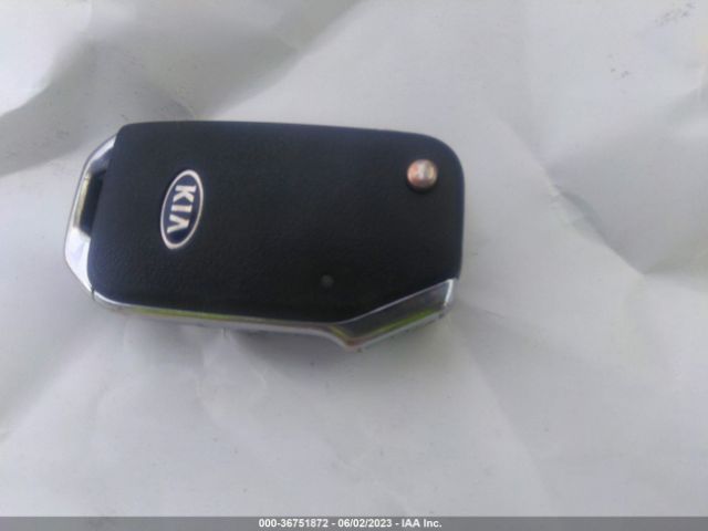 KNDEPCAA3M7135951 KIA Seltos Lx