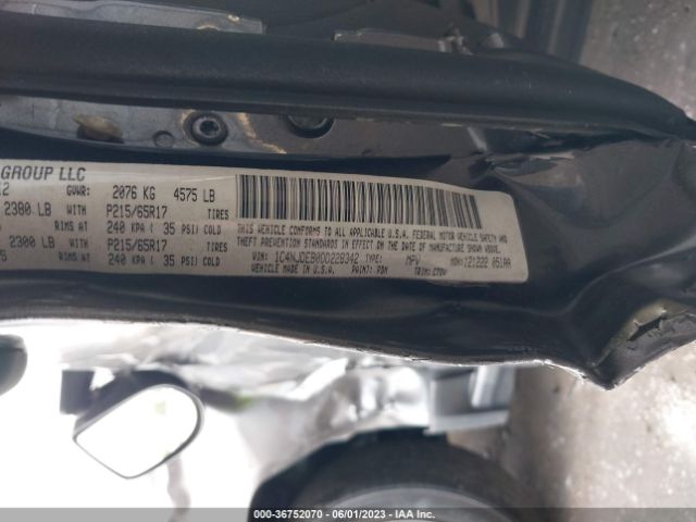 1C4NJDEBXGD594426 Jeep Compass Latitude