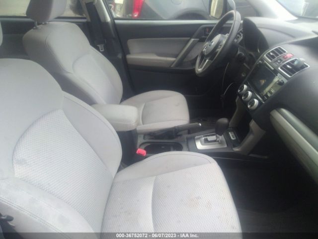 JF2SJAECXHH534765 Subaru Forester Premium
