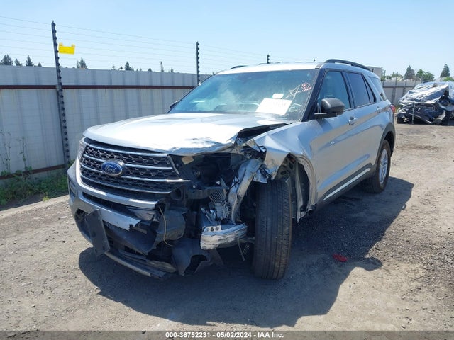 Ford EXPLORER XLT 2021 1FMSK8DH6MGA74923 Image 2