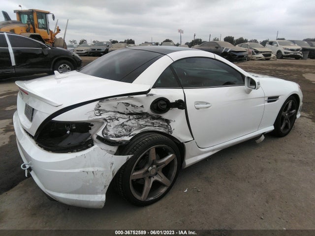 2014 Mercedes-Benz SLK-Class, VIN: WDDPK4HA9EF079272