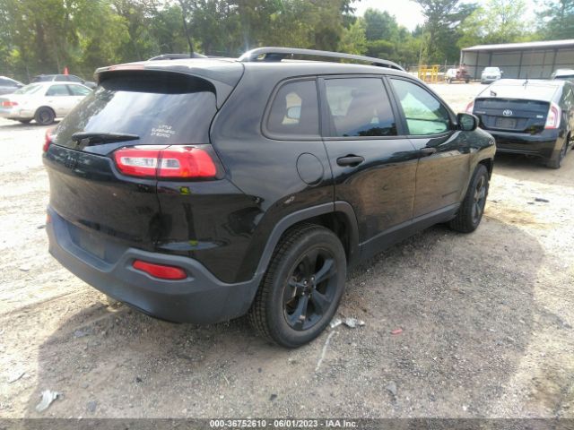 1C4PJLAB8HW610380 Jeep Cherokee Sport