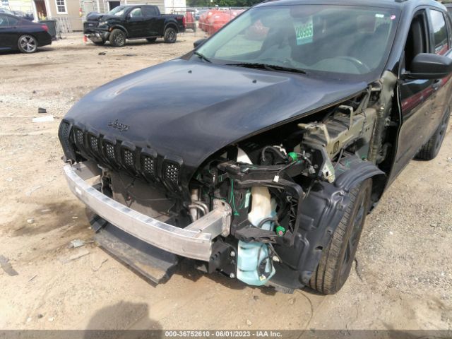 1C4PJLAB8HW610380 Jeep Cherokee Sport