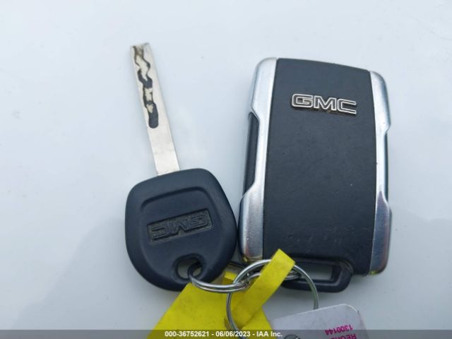 1GT12SEY3KF203828 GMC Sierra 2500hd Denali