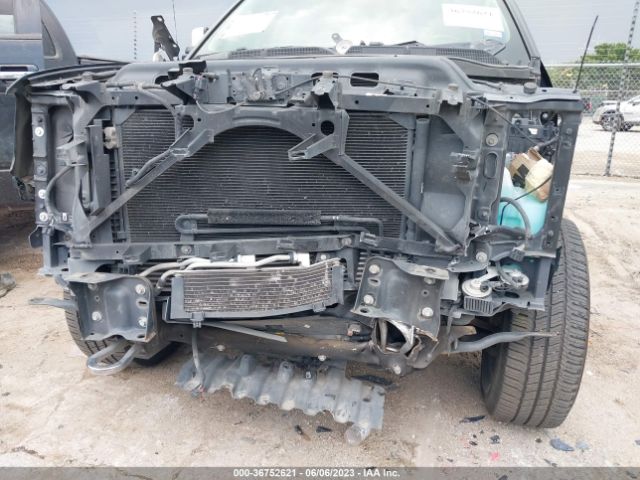 1GT12SEY3KF203828 GMC Sierra 2500hd Denali