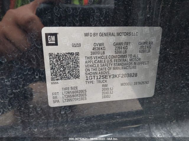 1GT12SEY3KF203828 GMC Sierra 2500hd Denali