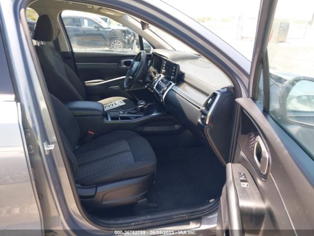 5XYRGDLC5NG089744 KIA SORENTO LX