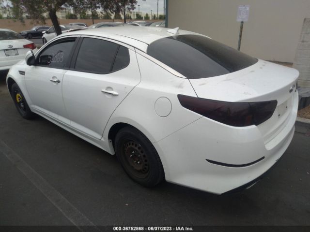 KNAGM4A77F5650717 KIA Optima Lx