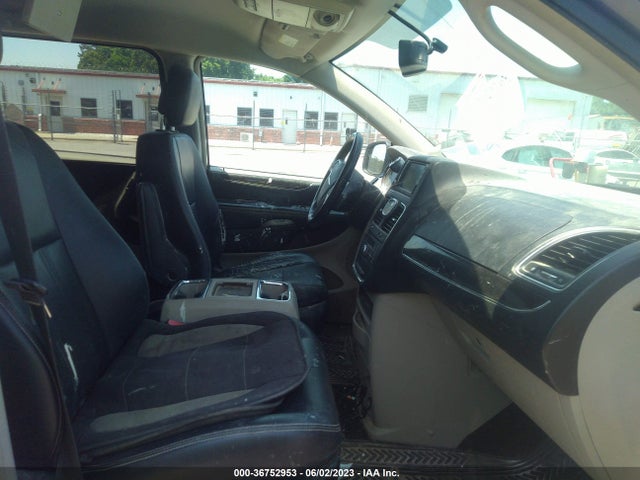 2C4RC1BG8FR644617 Chrysler Town & Country Touring