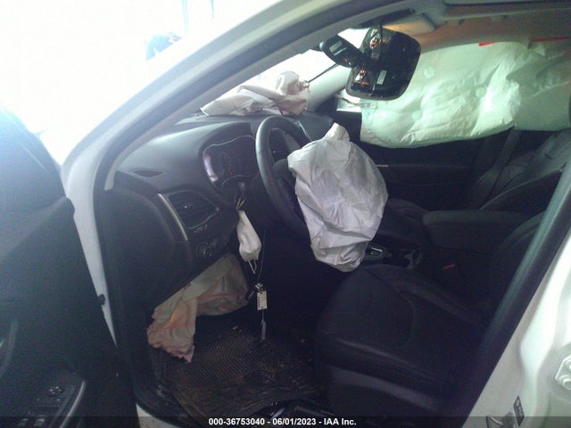 1C4PJMMXXMD216513 Jeep Cherokee Latitude Lux
