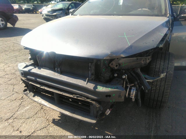 3VWD17AJ4GM228151 Volkswagen Jetta Sedan 1.8t Sport