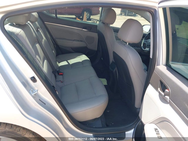 Hyundai Elantra Limited 2017 5NPD84LF0HH044693 Image 10