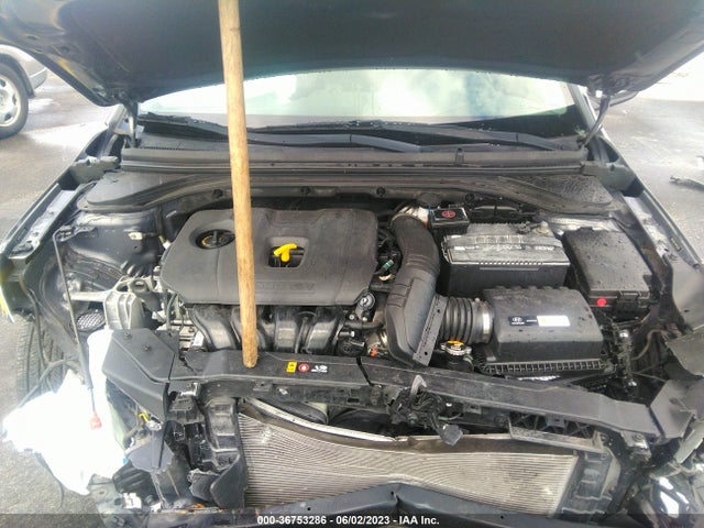 2019 HYUNDAI ELANTRA SEL VIN: 5NPD84LF7KH426226