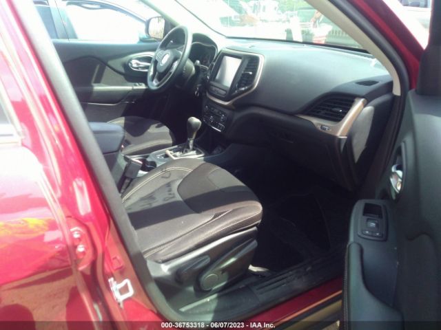 1C4PJLCS2FW656278 Jeep Cherokee Latitude