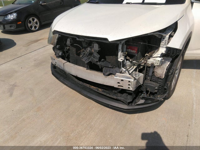 Toyota Highlander Le 2016 5TDZKRFH2GS148869 Image 6