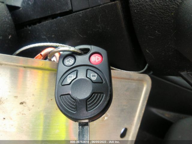 1FADP3F2XJL268941 Ford FOCUS SE